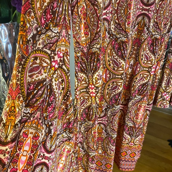 Mosaic print flared sleeve dress - Picture 2 of 8